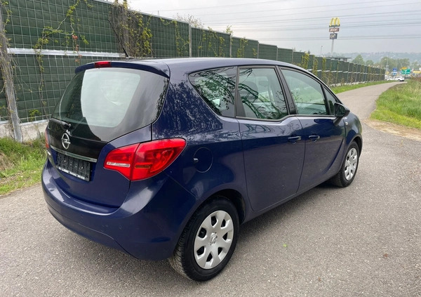 Opel Meriva cena 17900 przebieg: 195000, rok produkcji 2012 z Kożuchów małe 137